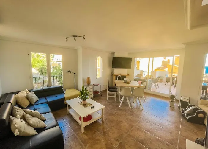 Сasa de vacaciones Charming Townhouse With Sea Views & Pool In Altea *