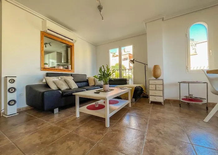 Ferienhaus Charming Townhouse With Sea Views & Pool In Altea