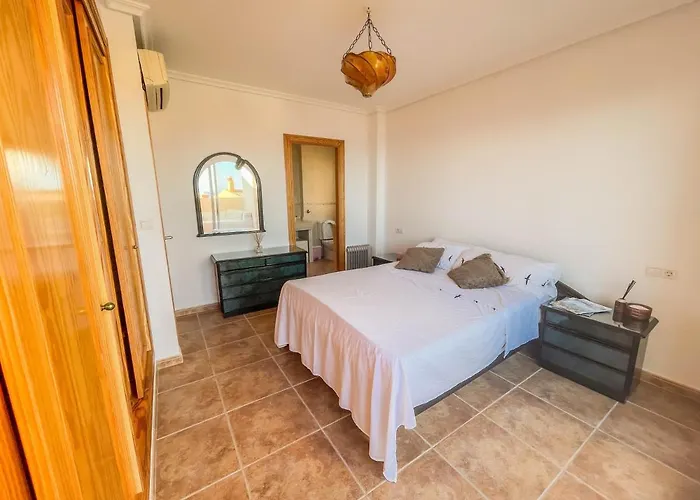 Charming Townhouse With Sea Views & Pool In Altea *